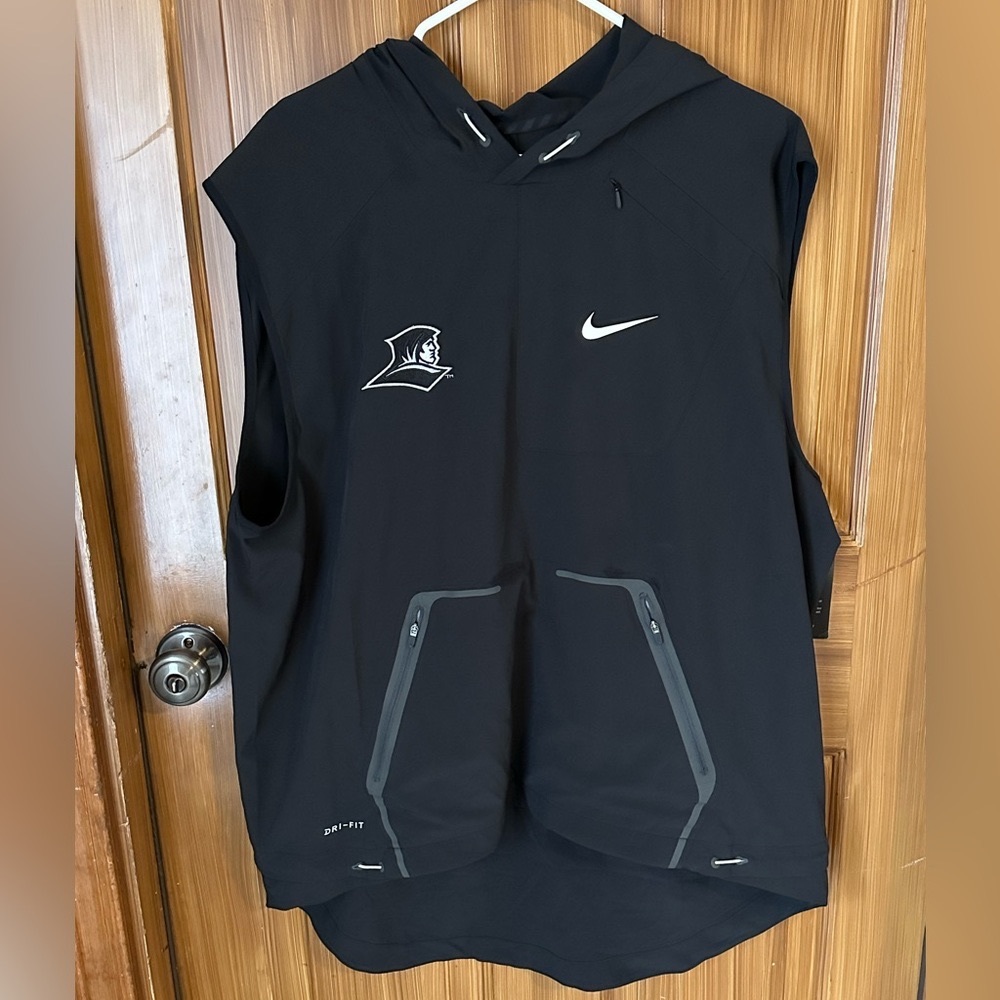 Providence College Friars Nike Dri Fit lightweight Vest NWT- XL